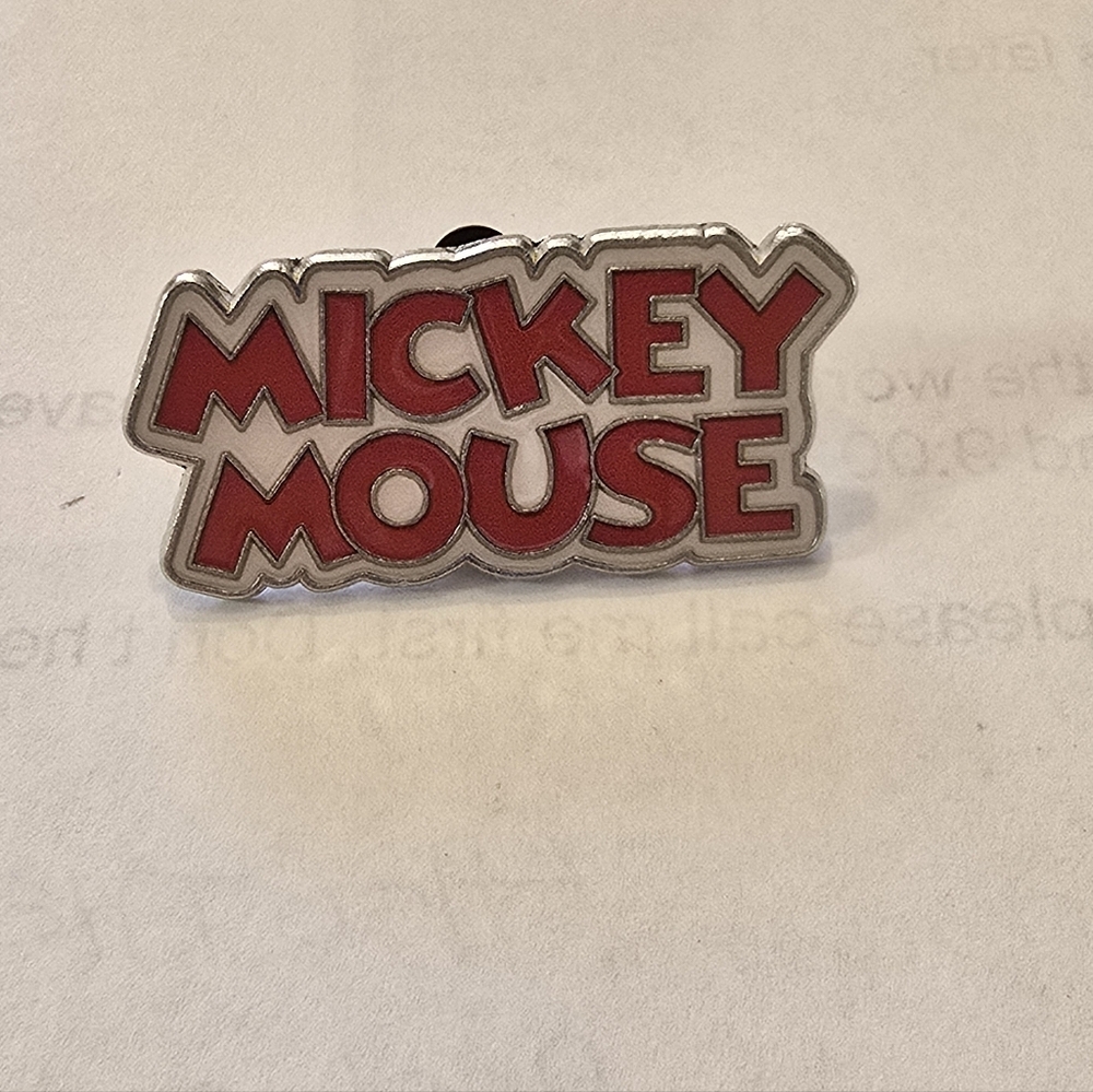 Disneyland Paris Mickey Mouse Pin Booster – 2018 Trading Pin